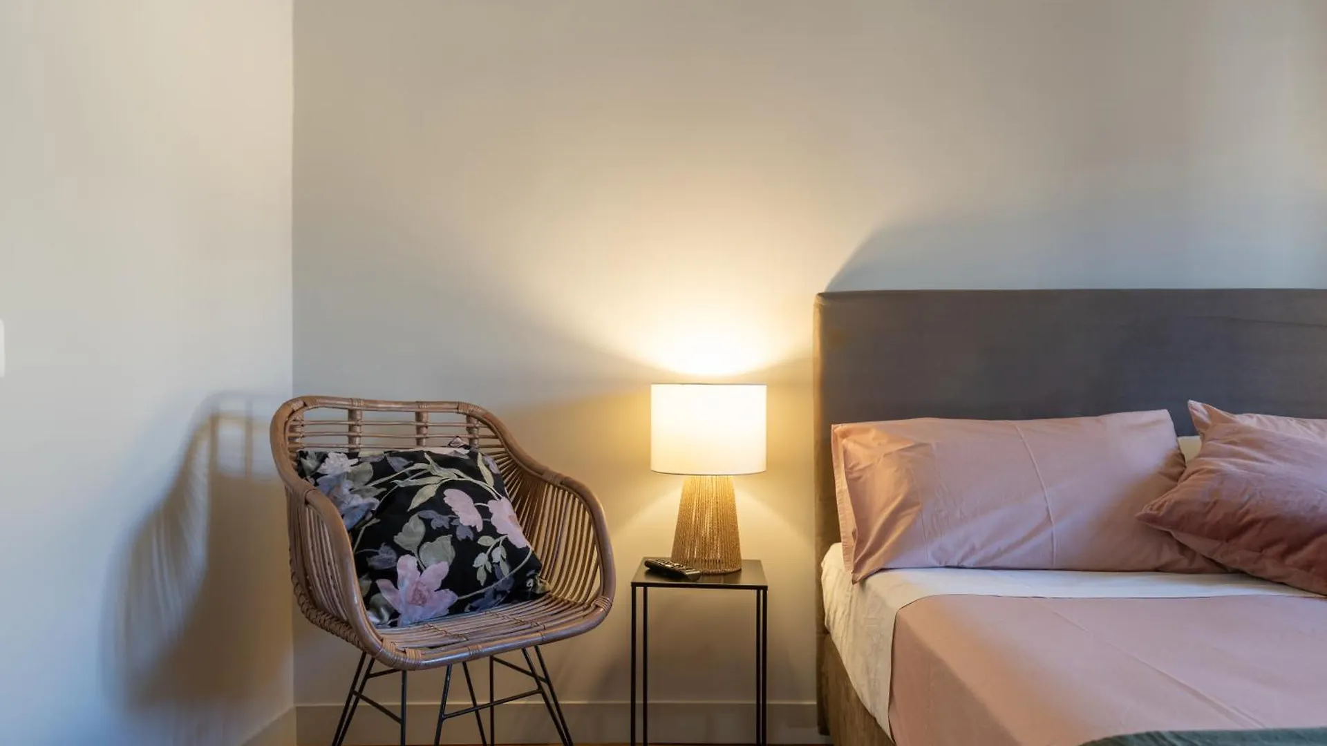 Mirone - Suite Apartments Catania Centro